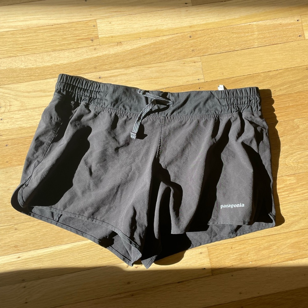 W’s Patagonia active shorts size M 2” inseam
